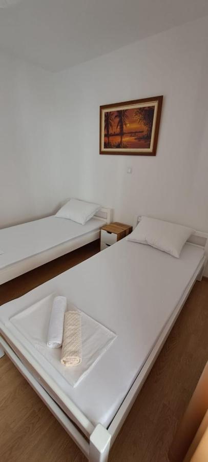 Apartment Anchor Čelina Eksteriør bilde